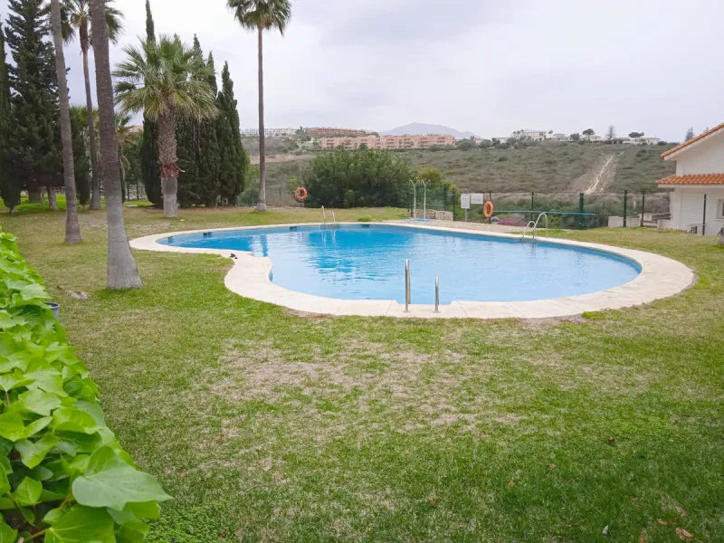 Apartment - Penthouse Duplex в продаже в Manilva, Málaga. В доме 3 спален и 3 ванных комнат. Площадь дома 125 м²