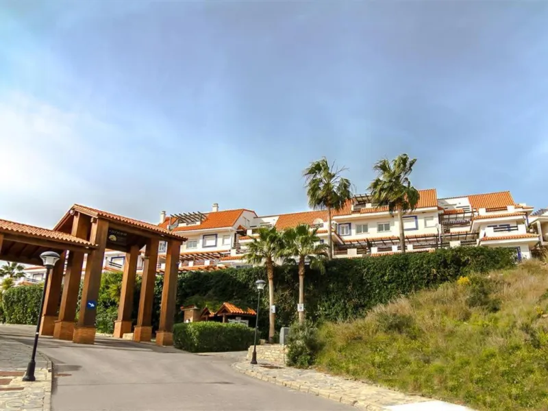 Apartment - Penthouse Duplex в продаже в Manilva, Málaga. В доме 3 спален и 3 ванных комнат. Площадь дома 125 м²