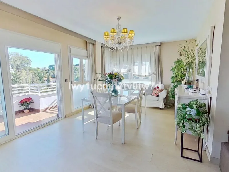 MAGNIFICENT APARTMENT WITH OPEN VIEWS JUST 5 MINUTES FROM THE BEACH