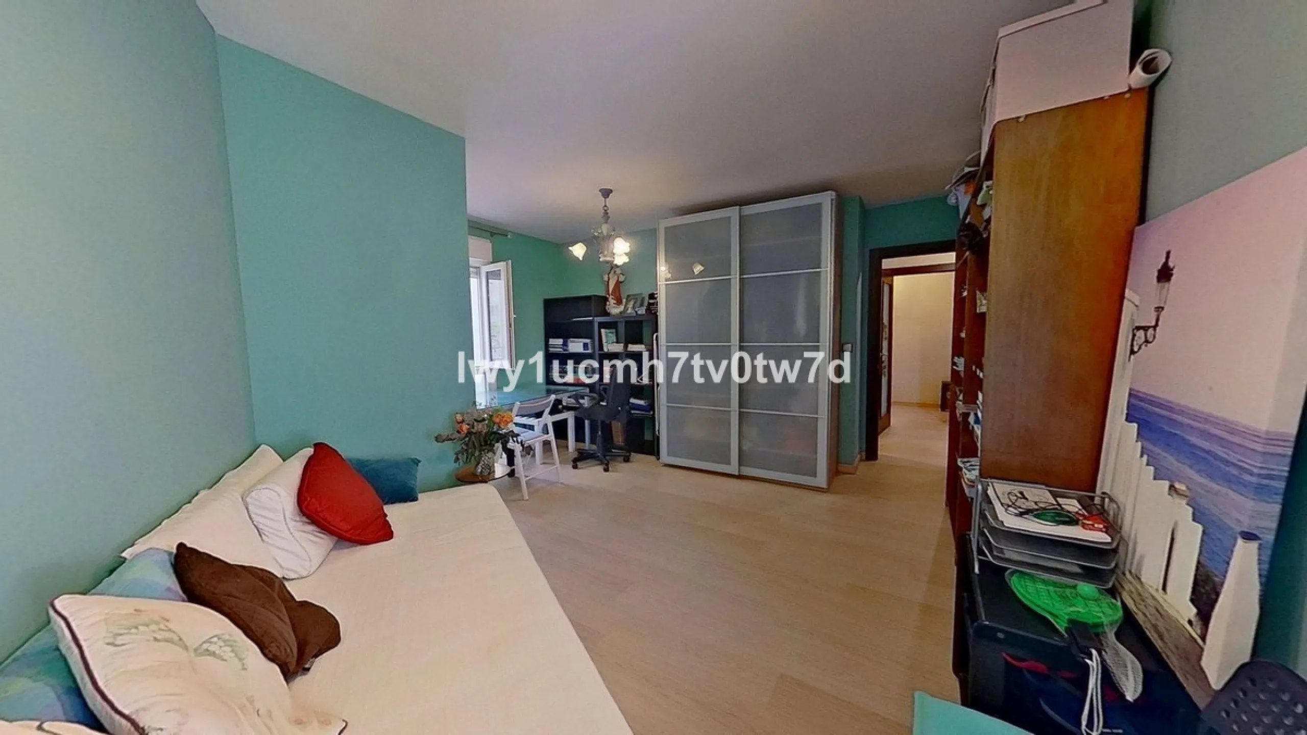 MAGNIFICENT APARTMENT WITH OPEN VIEWS JUST 5 MINUTES FROM THE BEACH