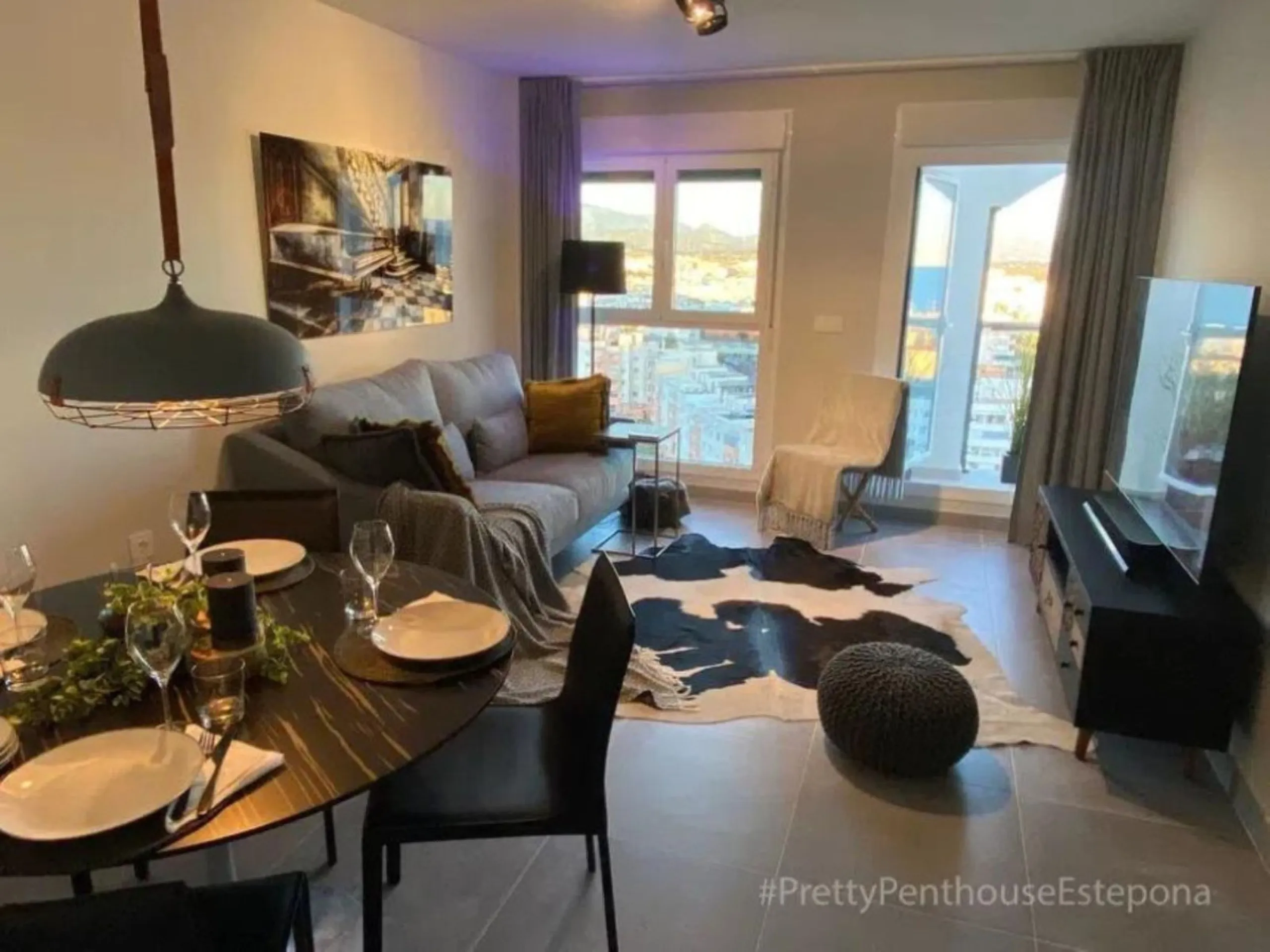 PANORAMIC SEA VIEW PENTHOUSE IN THE HEART OF ESTEPONA PORT.