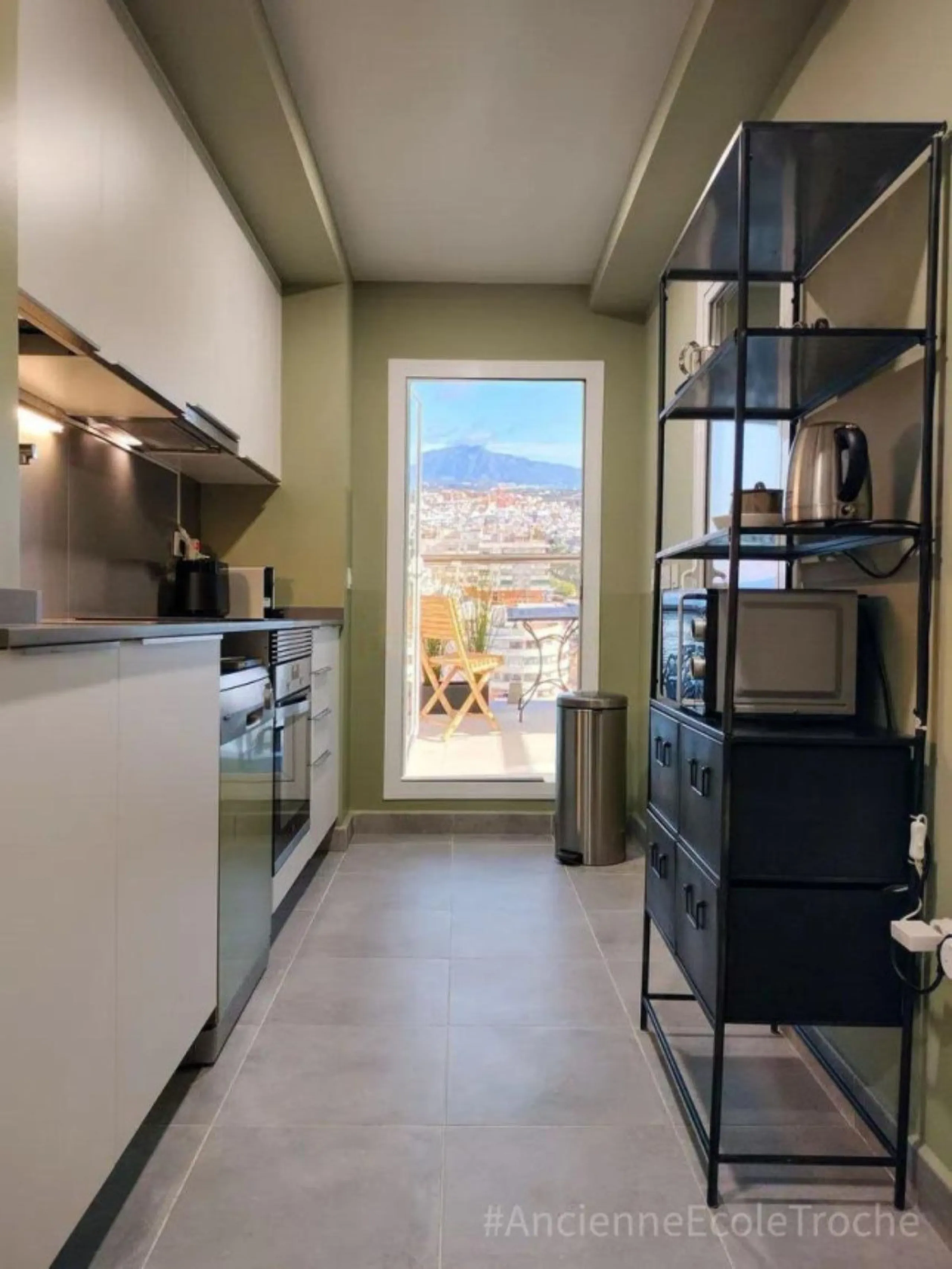 PANORAMIC SEA VIEW PENTHOUSE IN THE HEART OF ESTEPONA PORT.