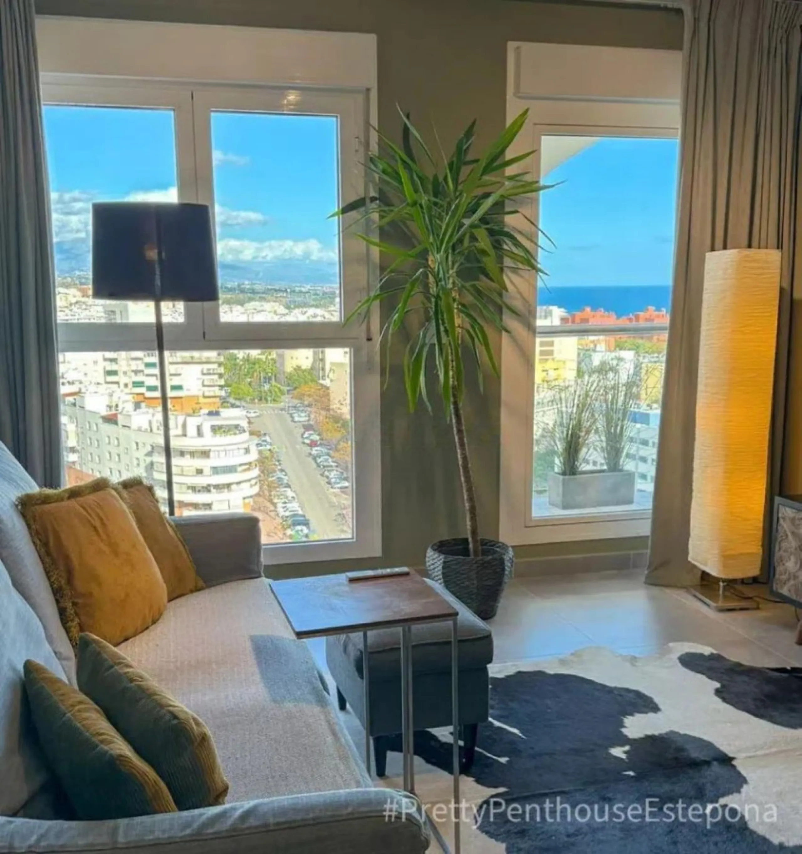 PANORAMIC SEA VIEW PENTHOUSE IN THE HEART OF ESTEPONA PORT.