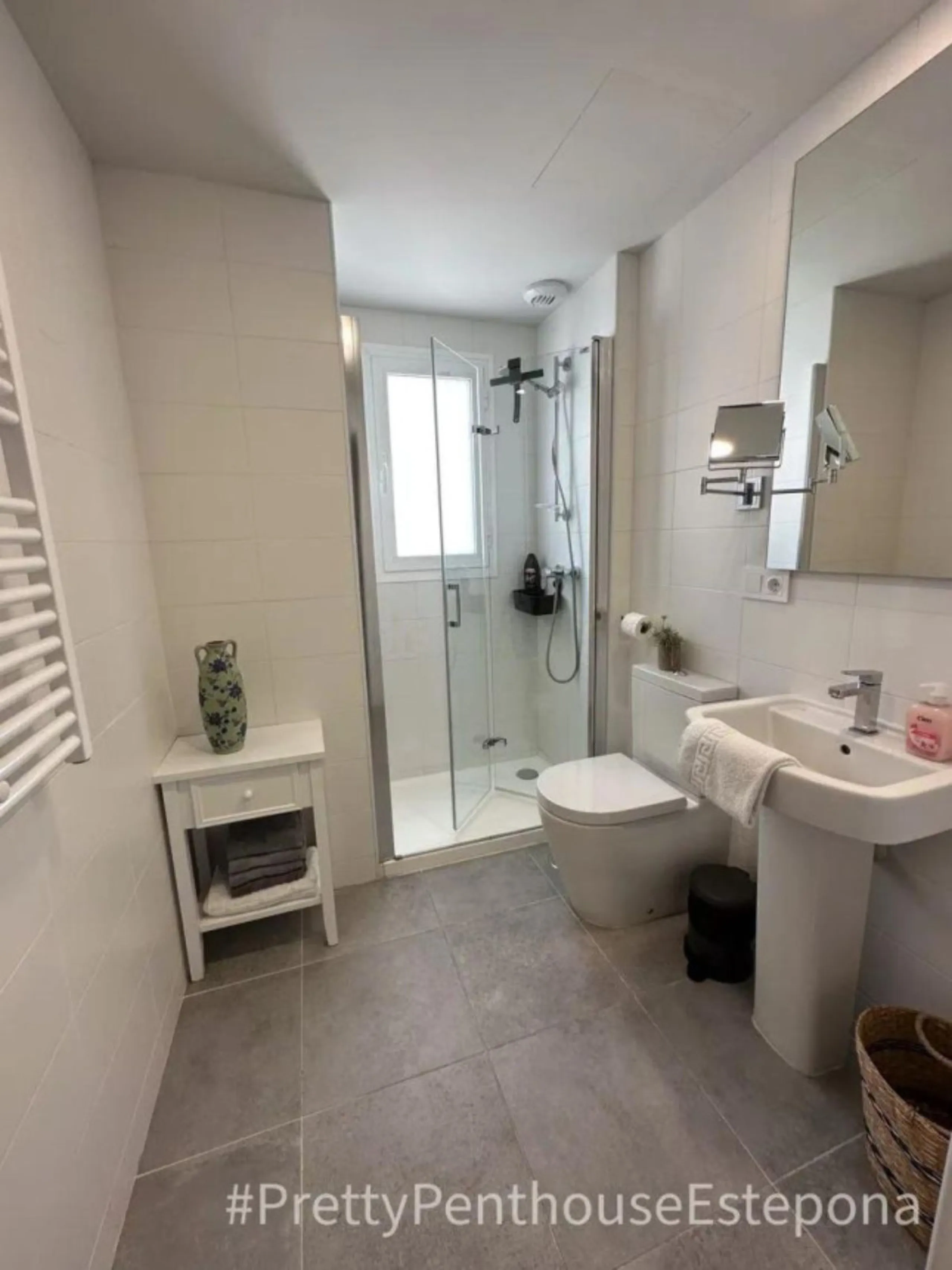 PANORAMIC SEA VIEW PENTHOUSE IN THE HEART OF ESTEPONA PORT.