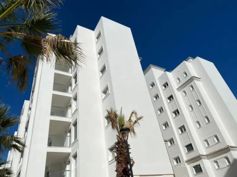 PANORAMIC SEA VIEW PENTHOUSE IN THE HEART OF ESTEPONA PORT.