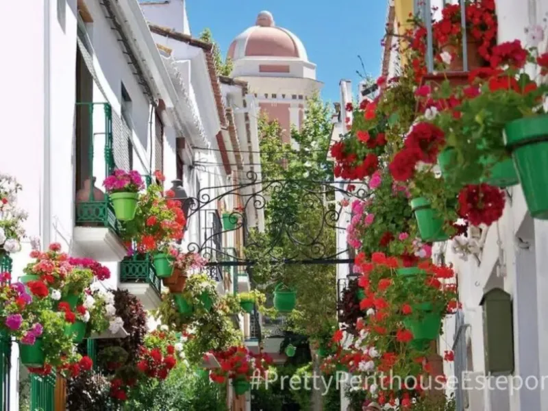 PANORAMIC SEA VIEW PENTHOUSE IN THE HEART OF ESTEPONA PORT.