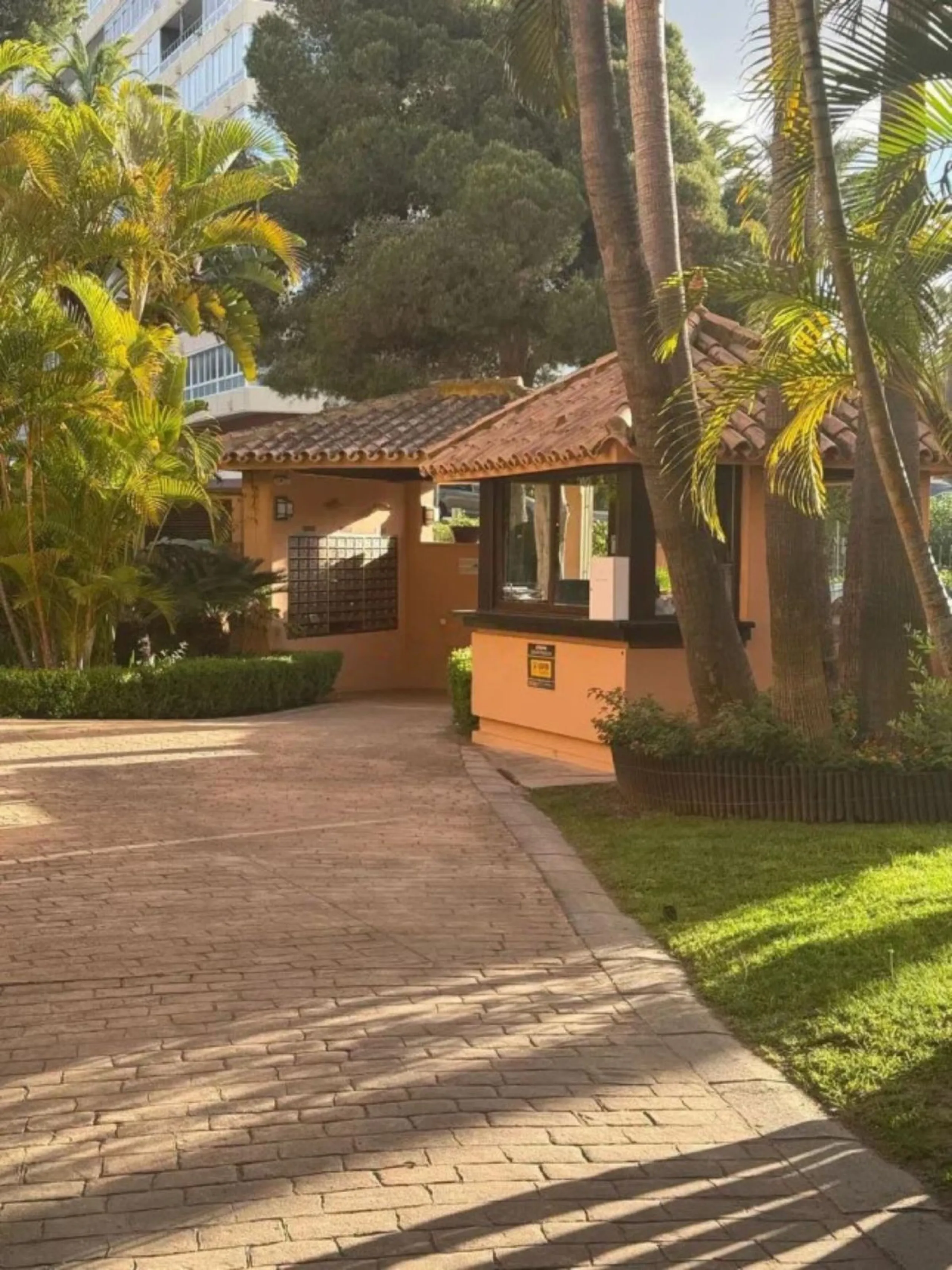 Ground Floor Apartment, Las Chapas, Costa del Sol.