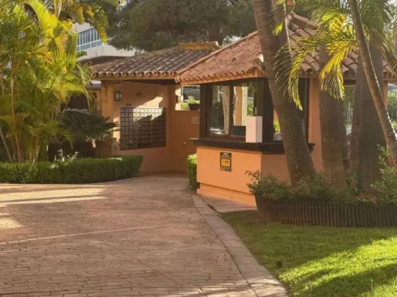 Ground Floor Apartment, Las Chapas, Costa del Sol.