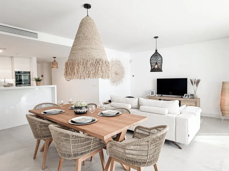 Apartment - Ground Floor Apartment в продаже в Marbella, Málaga. В доме 3 спален и 2 ванных комнат. Площадь дома 139 м². Площадь участка 35 м²