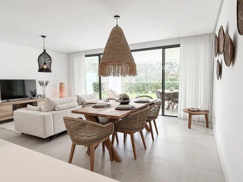 Apartment - Ground Floor Apartment в продаже в Marbella, Málaga. В доме 3 спален и 2 ванных комнат. Площадь дома 139 м². Площадь участка 35 м²