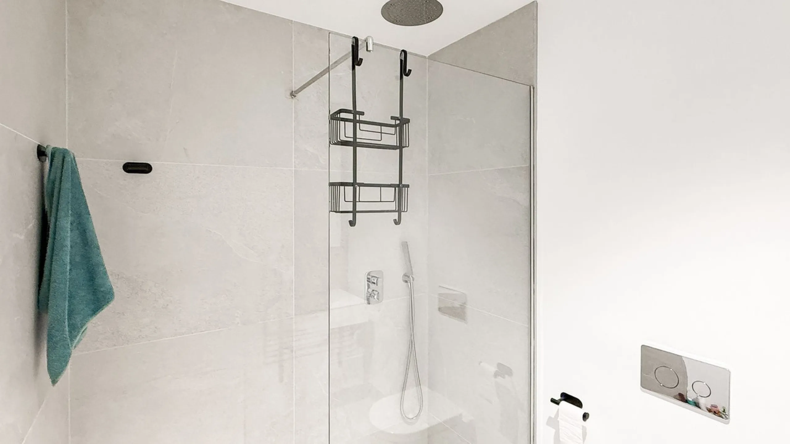Apartment - Ground Floor Apartment в продаже в Marbella, Málaga. В доме 3 спален и 2 ванных комнат. Площадь дома 139 м². Площадь участка 35 м²