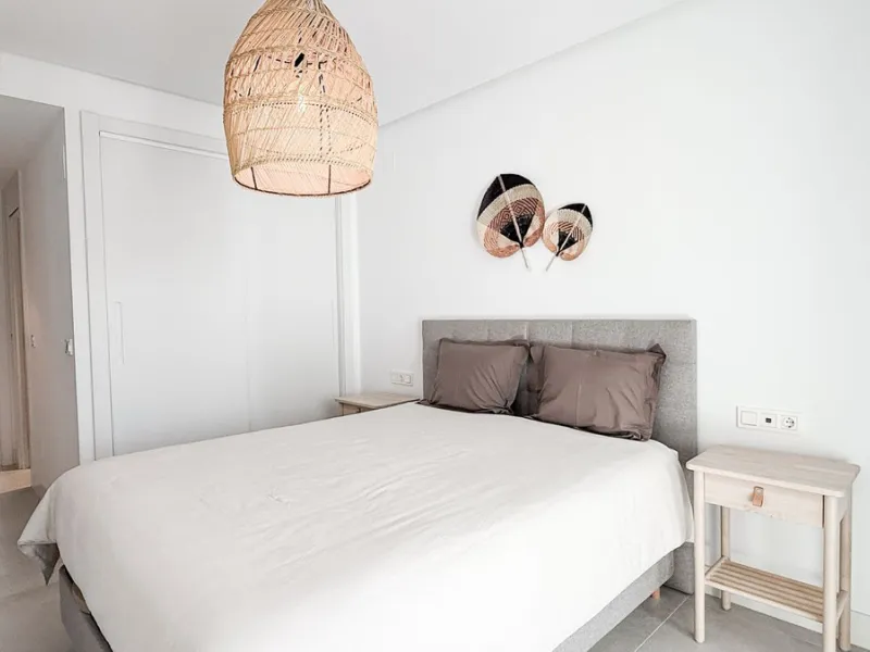 Apartment - Ground Floor Apartment в продаже в Marbella, Málaga. В доме 3 спален и 2 ванных комнат. Площадь дома 139 м². Площадь участка 35 м²