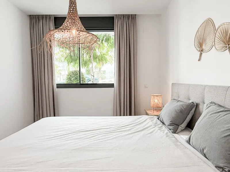 Apartment - Ground Floor Apartment в продаже в Marbella, Málaga. В доме 3 спален и 2 ванных комнат. Площадь дома 139 м². Площадь участка 35 м²