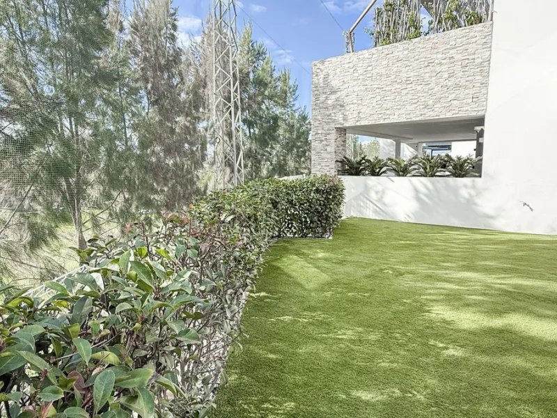 Apartment - Ground Floor Apartment в продаже в Marbella, Málaga. В доме 3 спален и 2 ванных комнат. Площадь дома 139 м². Площадь участка 35 м²