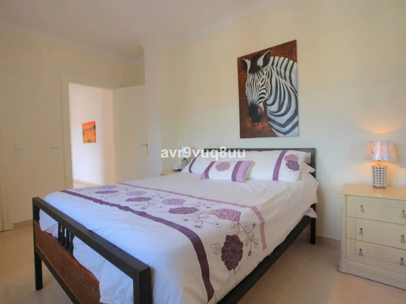 House - Detached Villa в продаже в Mijas, Málaga. В доме 7 спален и 6 ванных комнат. Площадь дома 425 м². Площадь участка 1400 м²