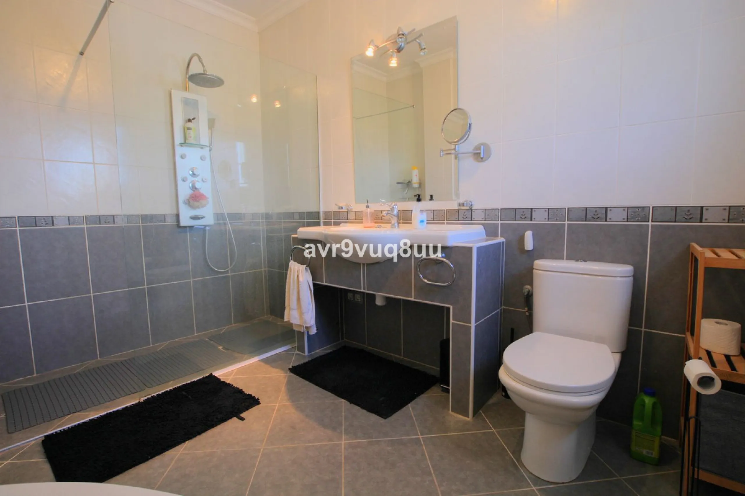 House - Detached Villa в продаже в Mijas, Málaga. В доме 7 спален и 6 ванных комнат. Площадь дома 425 м². Площадь участка 1400 м²