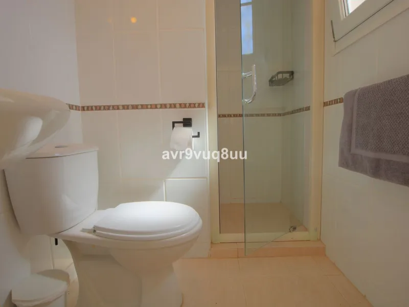 House - Detached Villa в продаже в Mijas, Málaga. В доме 7 спален и 6 ванных комнат. Площадь дома 425 м². Площадь участка 1400 м²