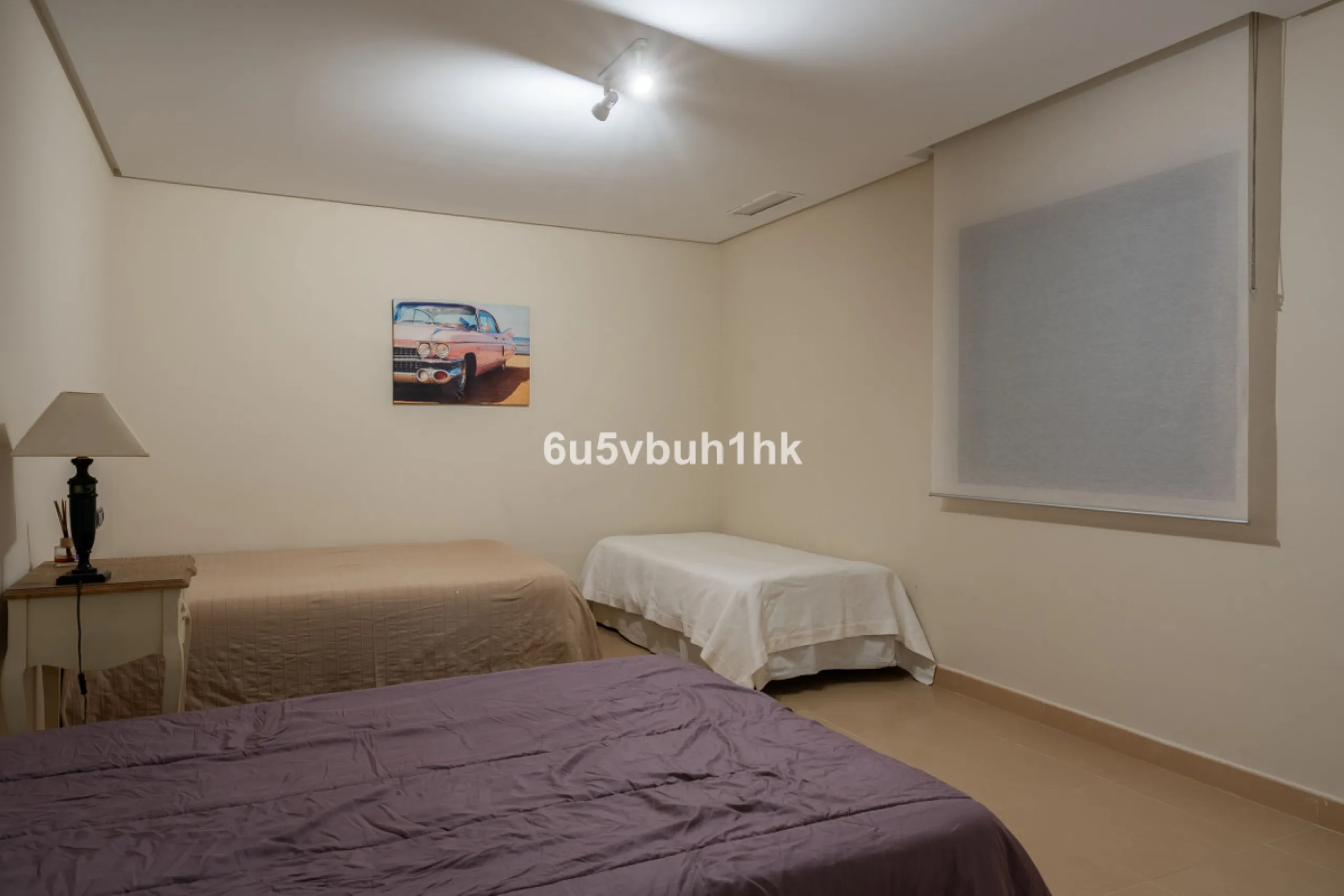Pinares de San Antón is one of Málaga East's most established residential enclaves, calm, green, and discreet, yet still close enough to feel connected to the city every day.