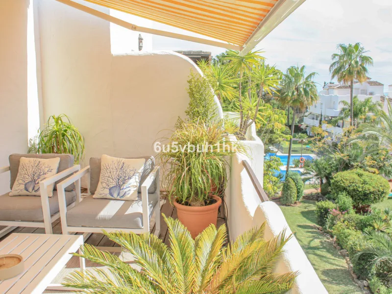Experience the perfect harmony of luxury, comfort, and stunning panoramic views in this exceptional duplex penthouse, completely renovated and located on Marbella's prestigious Golden Mile.