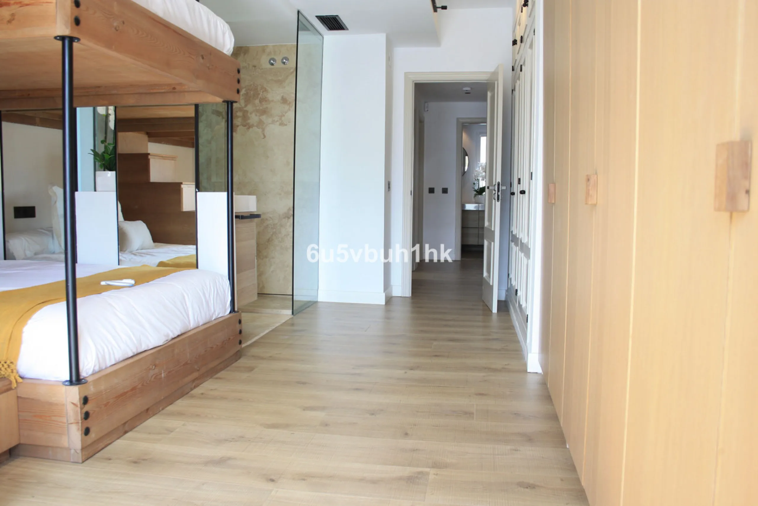 Experience the perfect harmony of luxury, comfort, and stunning panoramic views in this exceptional duplex penthouse, completely renovated and located on Marbella's prestigious Golden Mile.