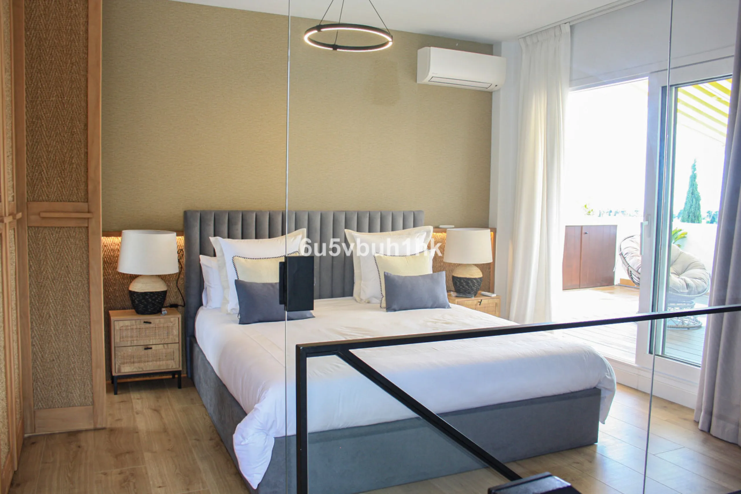 Experience the perfect harmony of luxury, comfort, and stunning panoramic views in this exceptional duplex penthouse, completely renovated and located on Marbella's prestigious Golden Mile.