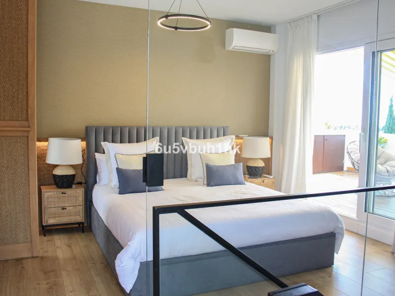 Experience the perfect harmony of luxury, comfort, and stunning panoramic views in this exceptional duplex penthouse, completely renovated and located on Marbella's prestigious Golden Mile.