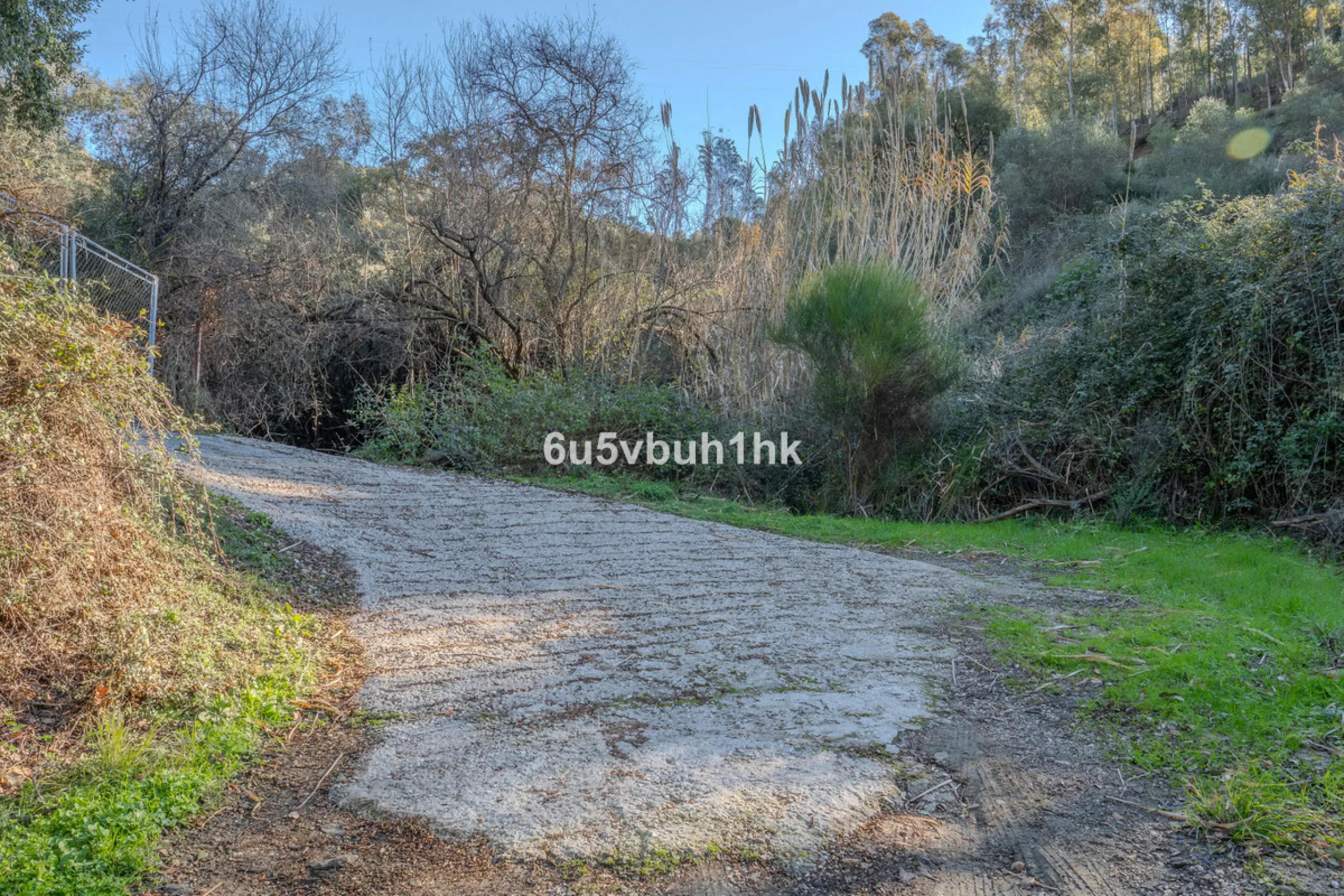 Plot - Land в продаже в Ojén, Málaga. Площадь участка 76727 м²
