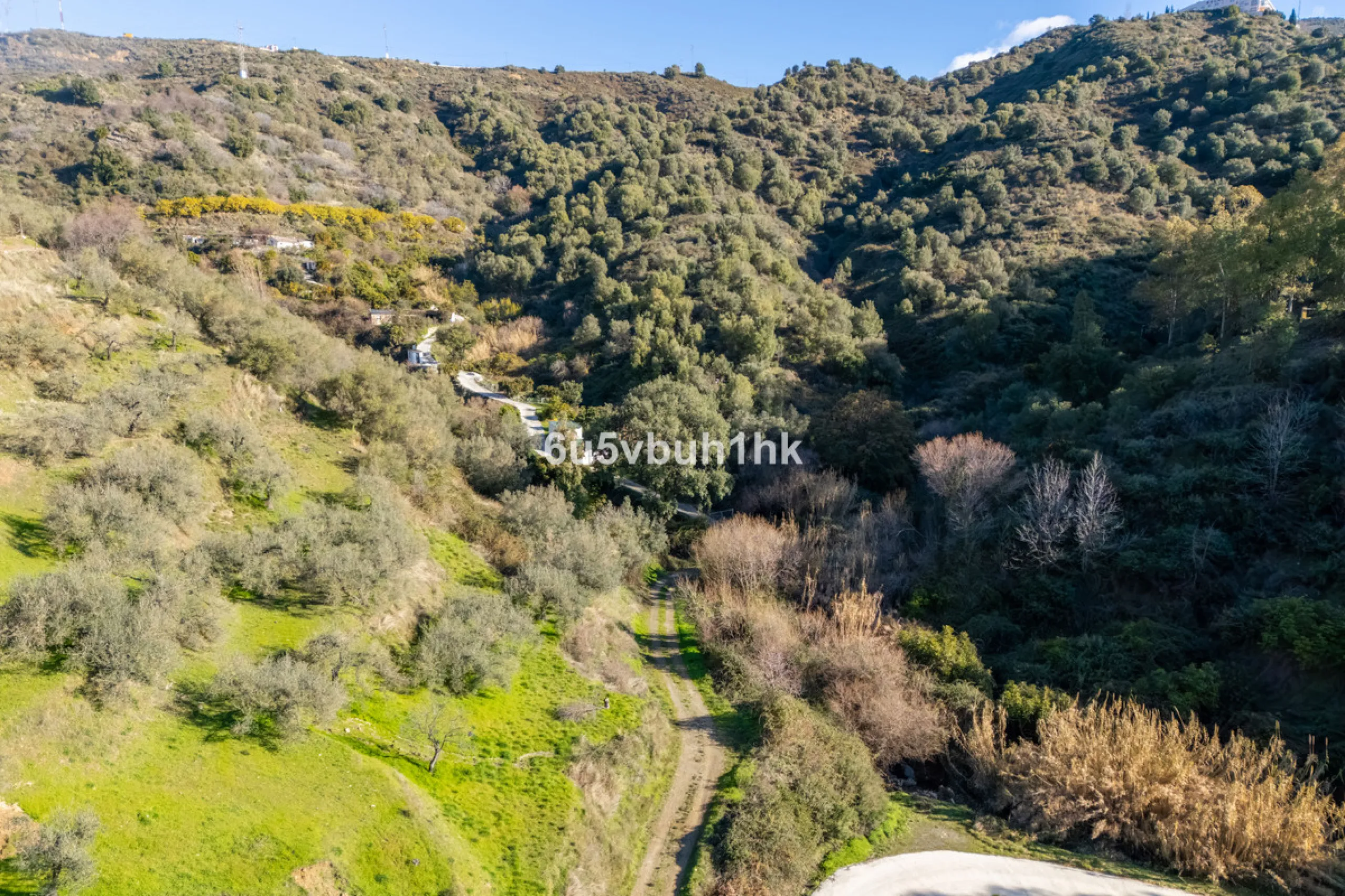 Plot - Land в продаже в Ojén, Málaga. Площадь участка 76727 м²