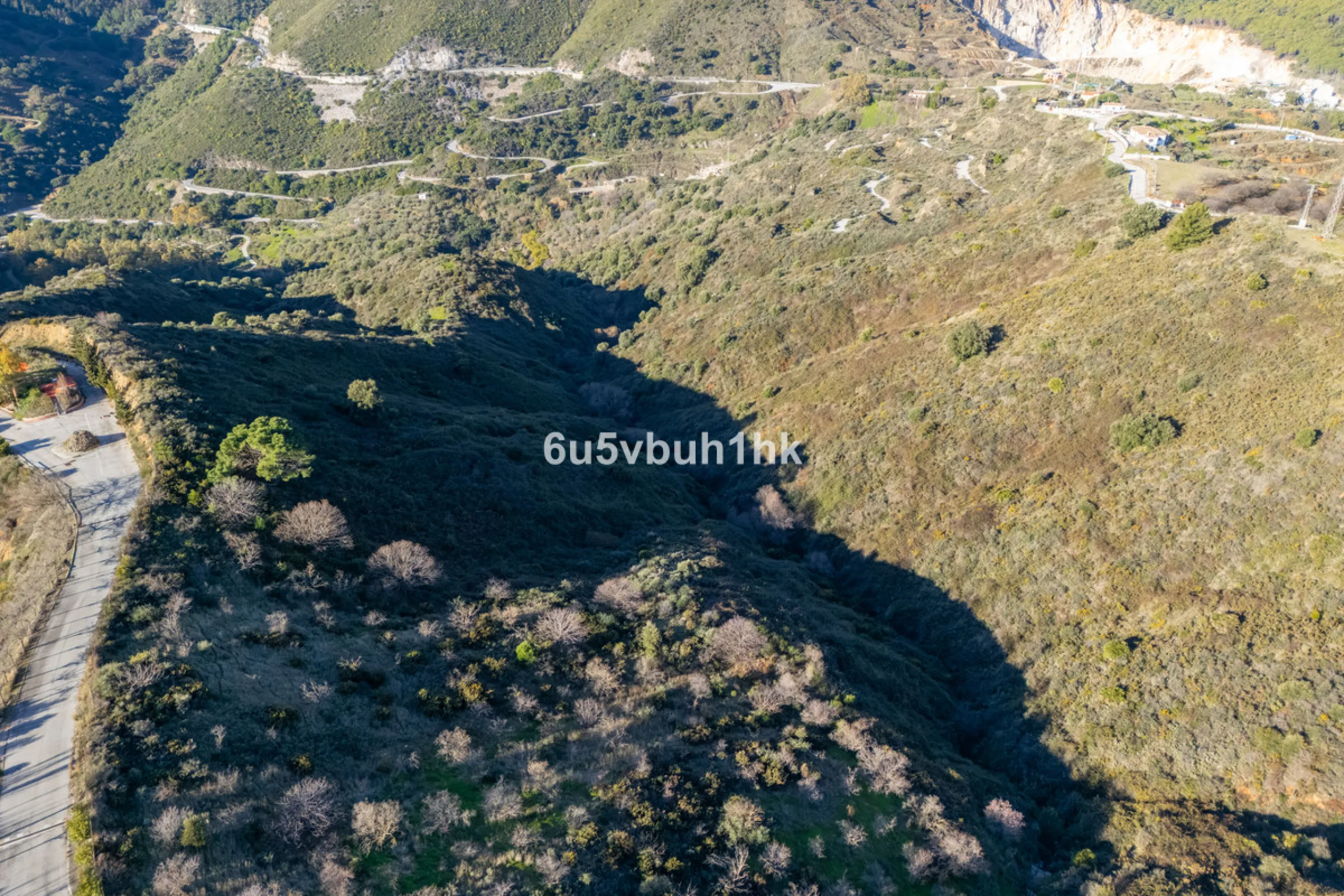 Plot - Land в продаже в Ojén, Málaga. Площадь участка 76727 м²