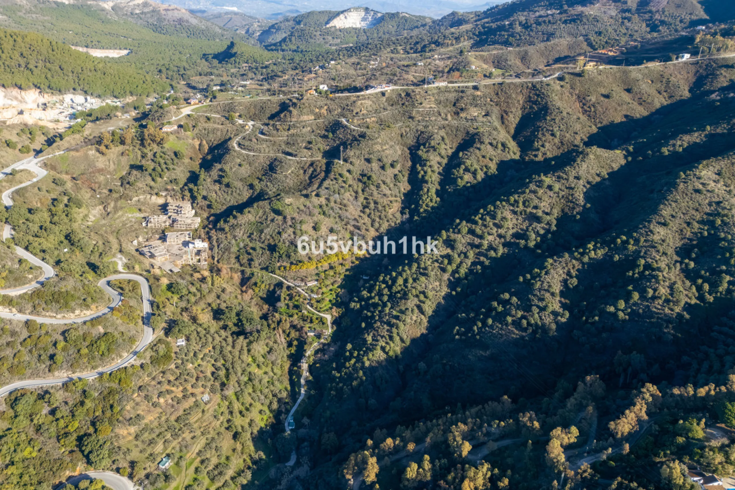 Plot - Land в продаже в Ojén, Málaga. Площадь участка 76727 м²