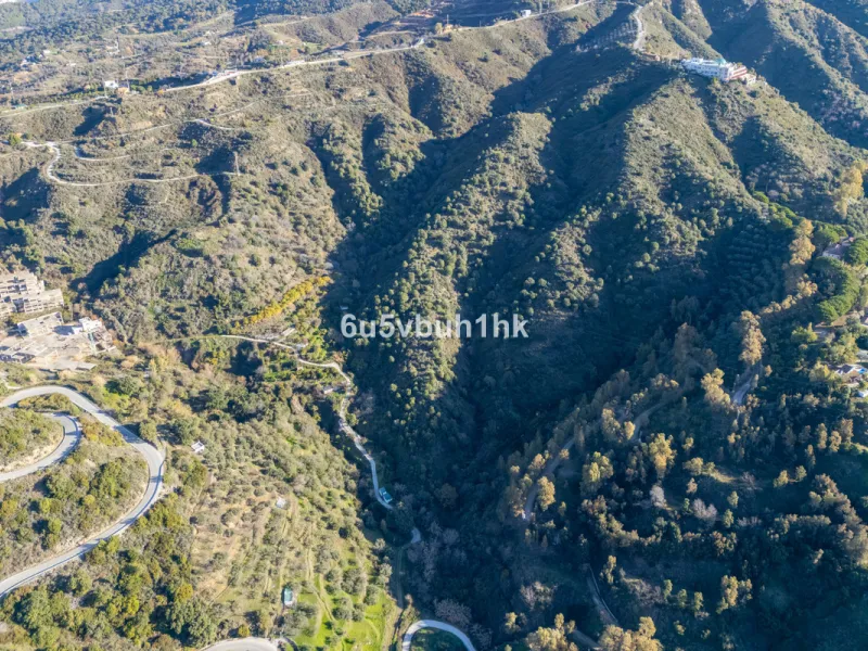 Plot - Land в продаже в Ojén, Málaga. Площадь участка 76727 м²