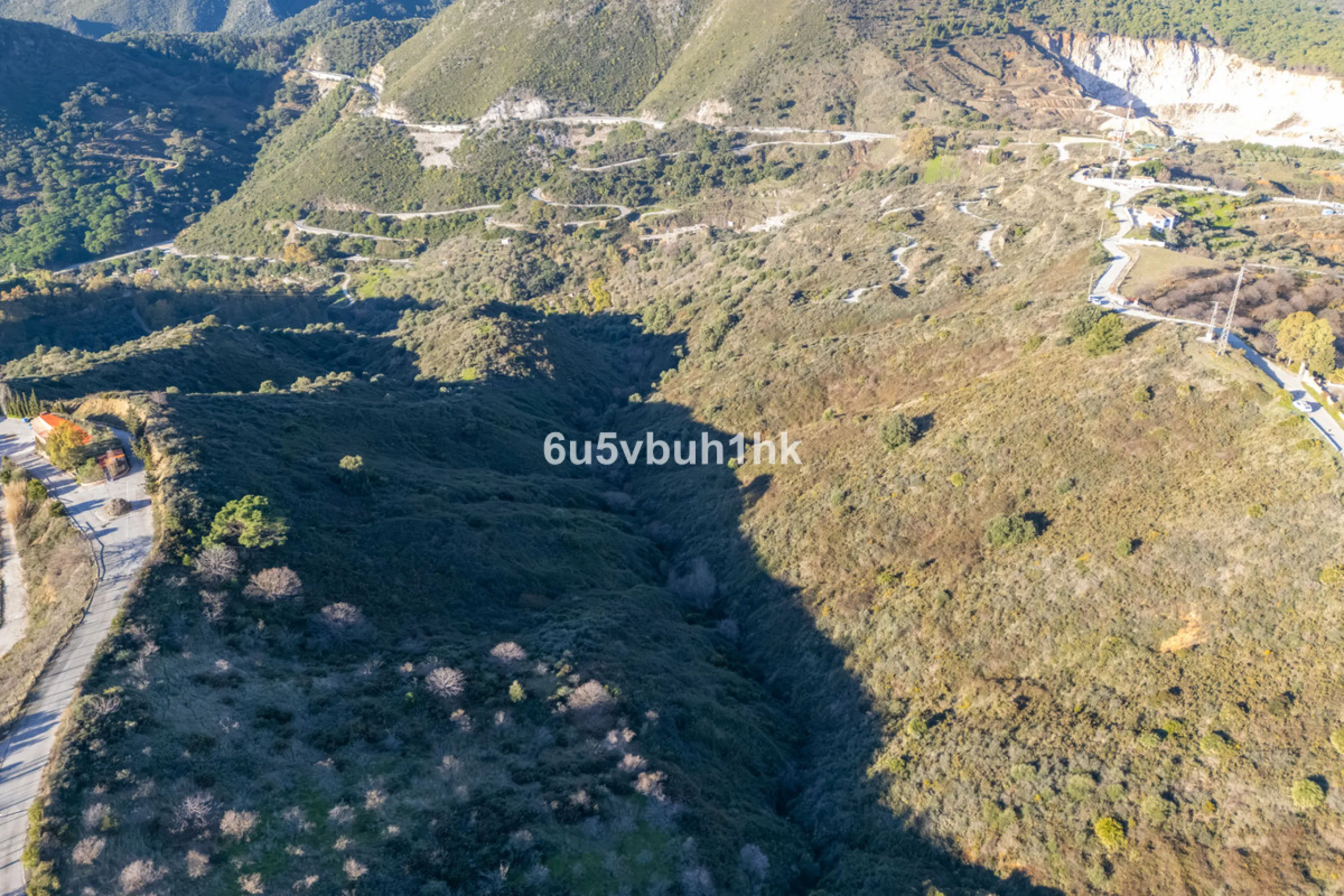 Plot - Land в продаже в Ojén, Málaga. Площадь участка 76727 м²