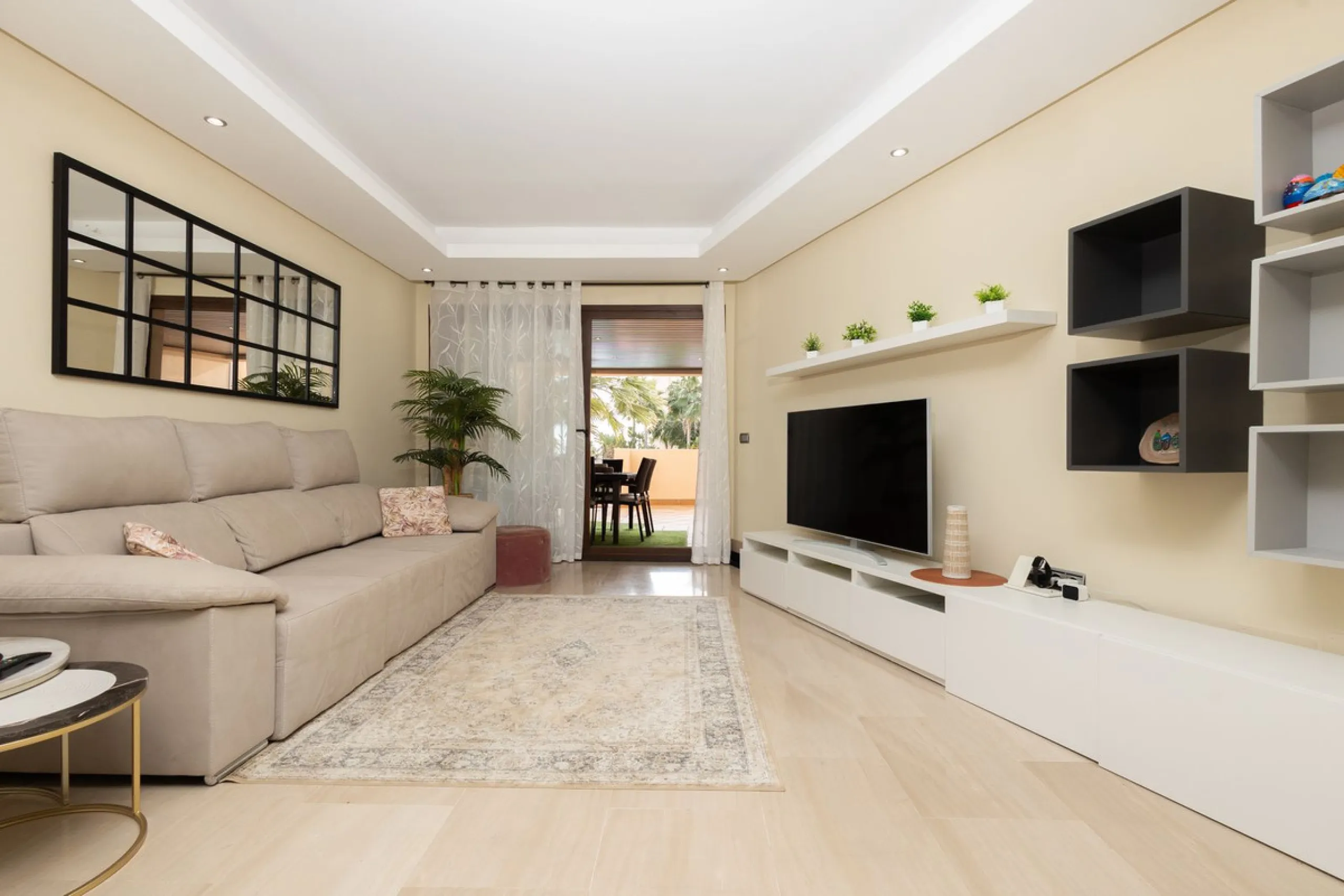 Ground Floor Apartment, New Golden Mile, Costa del Sol.