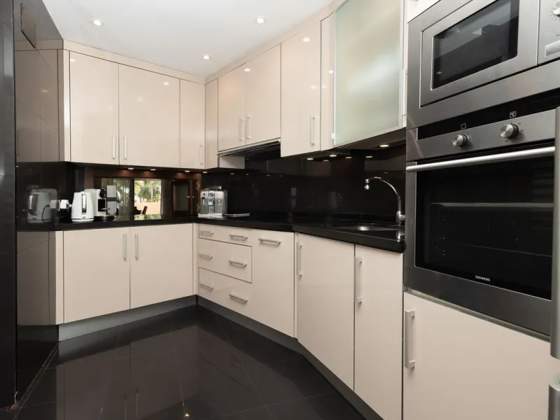Ground Floor Apartment, New Golden Mile, Costa del Sol.