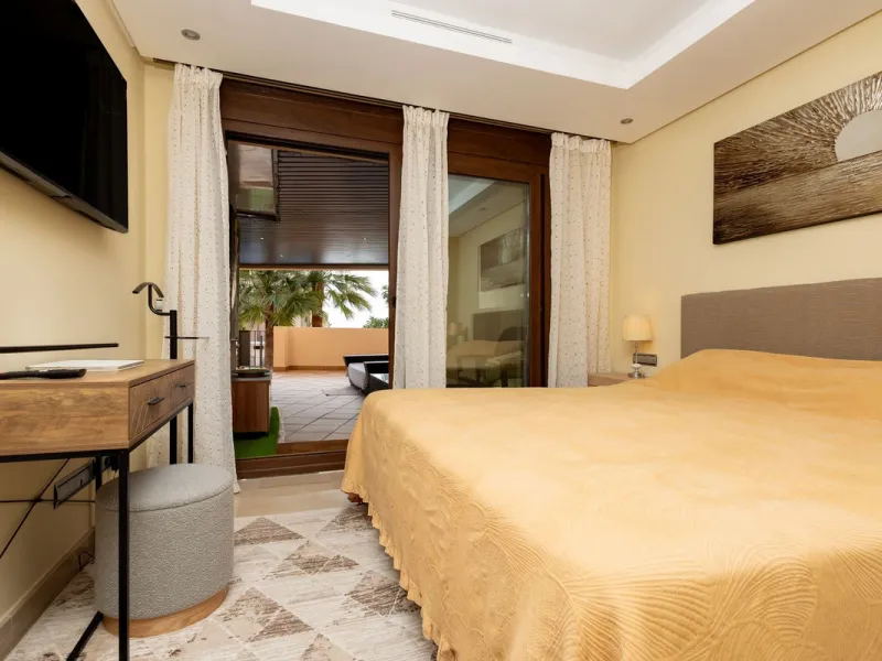 Ground Floor Apartment, New Golden Mile, Costa del Sol.