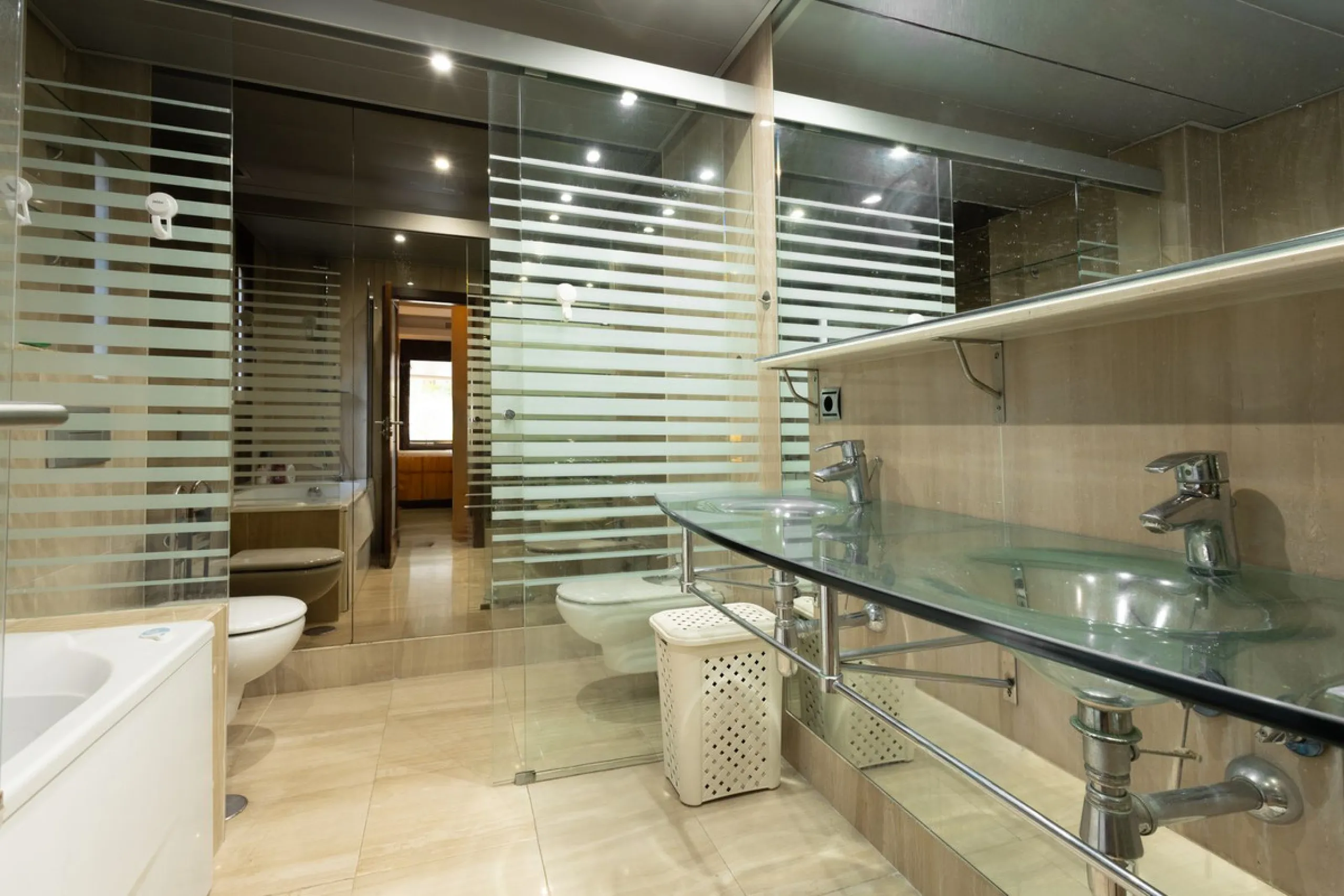 Ground Floor Apartment, New Golden Mile, Costa del Sol.