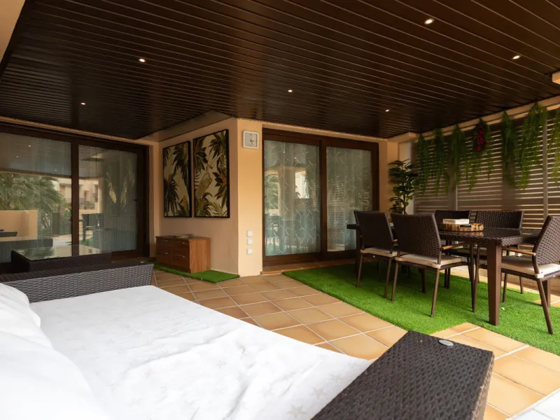 Ground Floor Apartment, New Golden Mile, Costa del Sol.