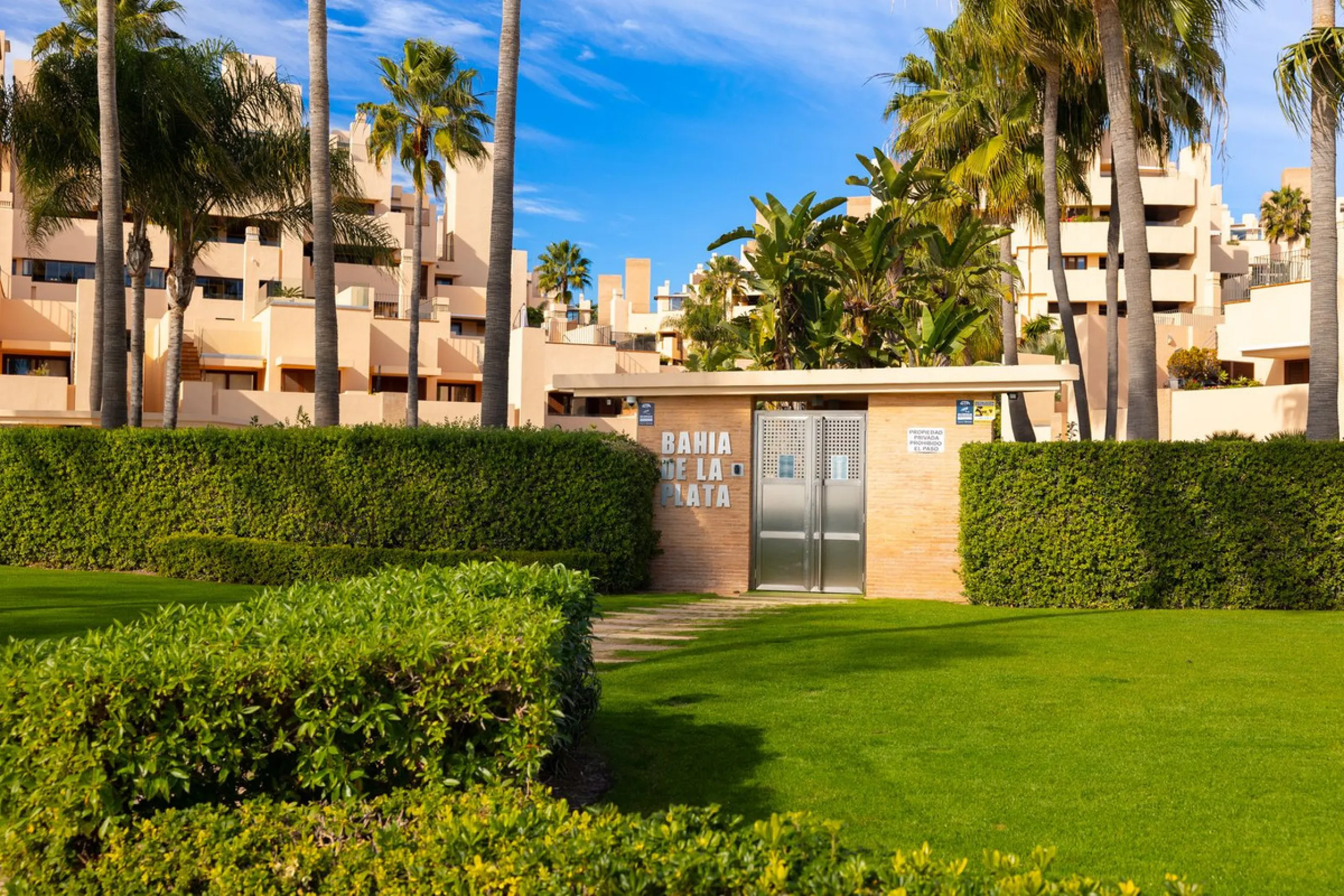 Ground Floor Apartment, New Golden Mile, Costa del Sol.