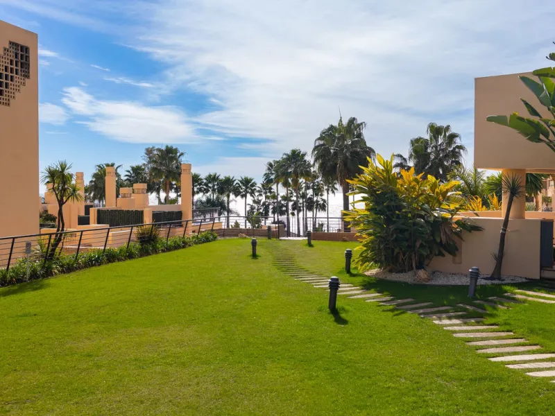 Ground Floor Apartment, New Golden Mile, Costa del Sol.