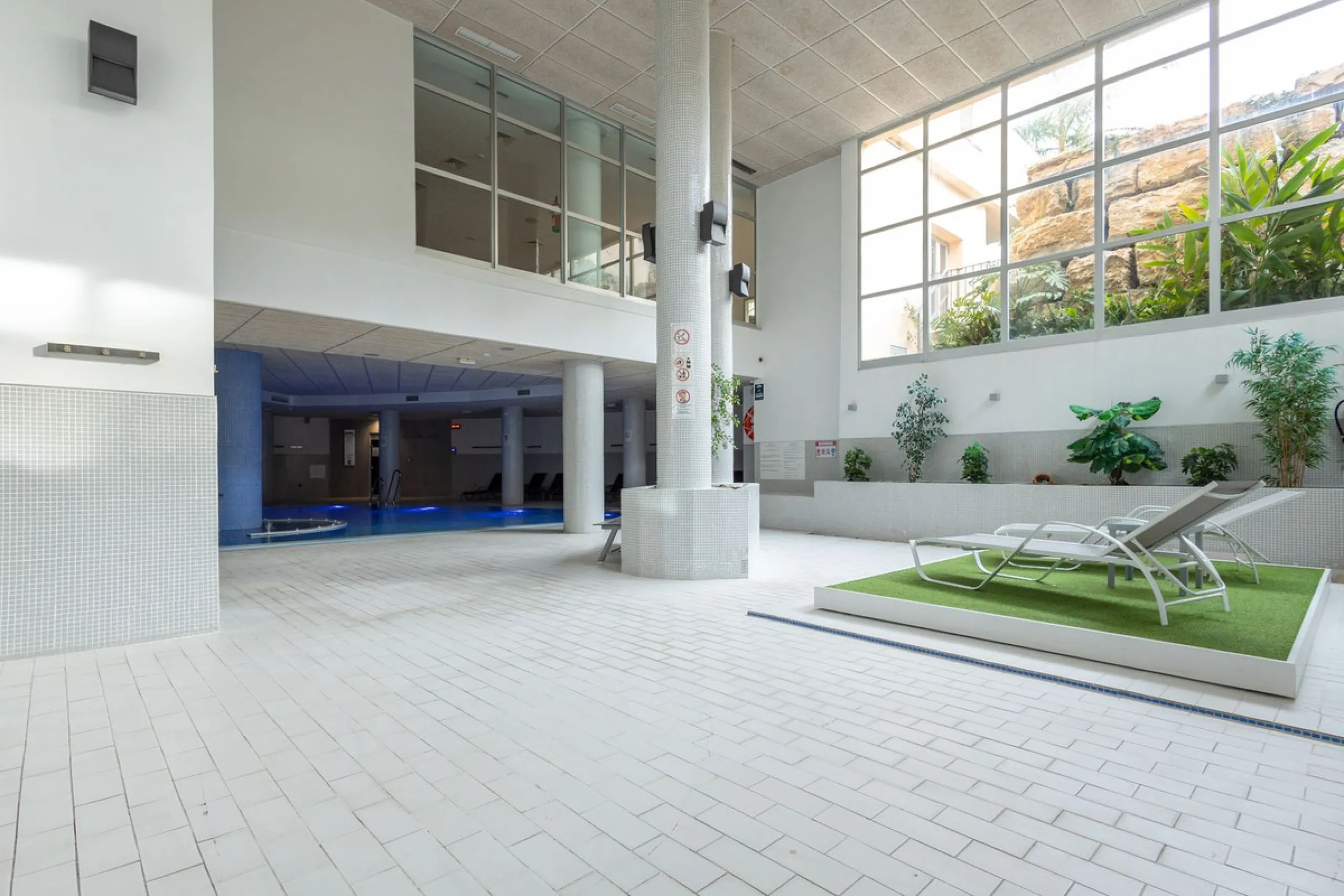 Ground Floor Apartment, New Golden Mile, Costa del Sol.