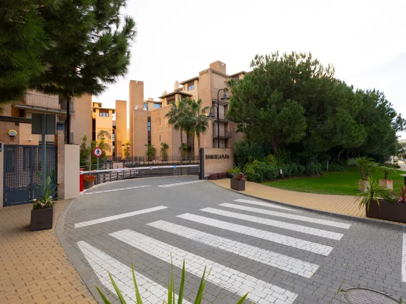 Ground Floor Apartment, New Golden Mile, Costa del Sol.