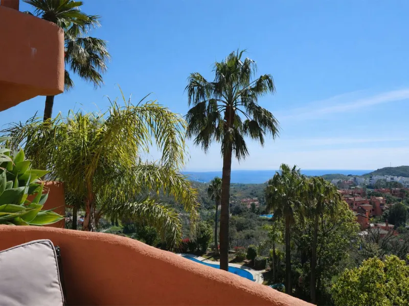 Wunderschöne Wohnung mit fantastischem Ausblick und viel Sonnenschein in erstklassiger Lage