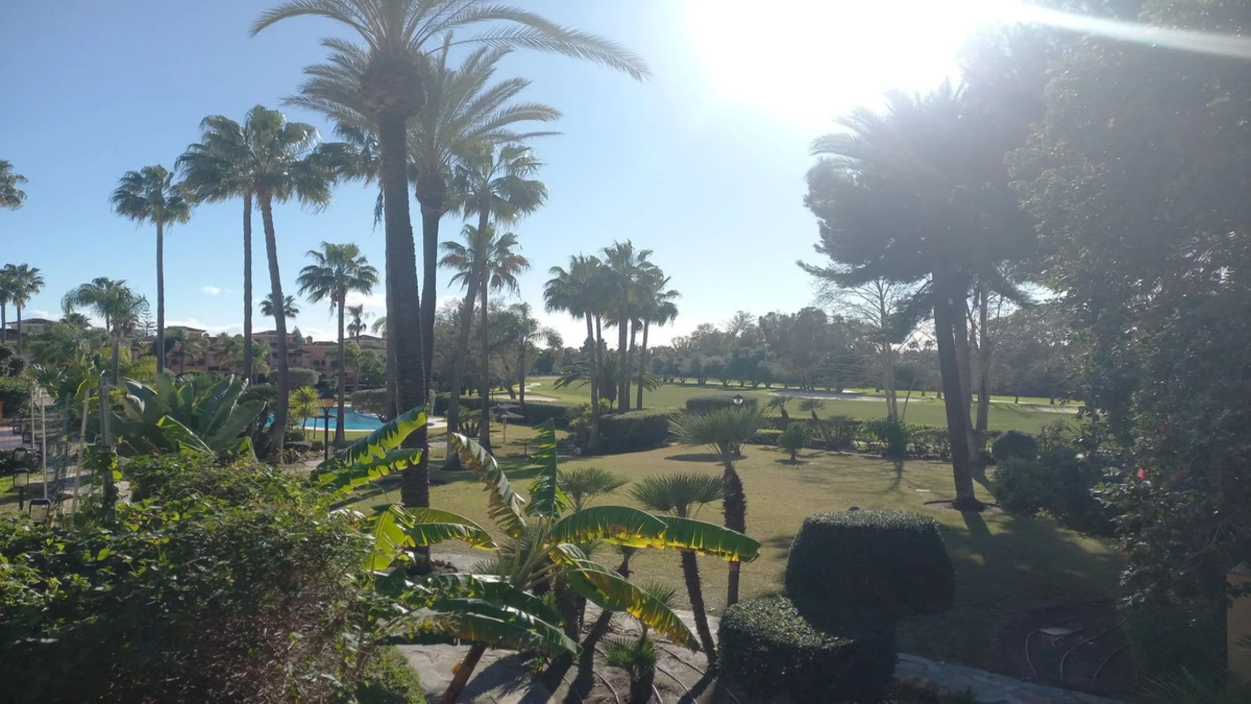 Superb spacious townhouse located in one of the most sought after urbanisations in Guadalmina Baja. Set in sumptuous landscaped gardens with a generous sized swimming pool. The property is on two storeys with a large storage in the basement and double gar