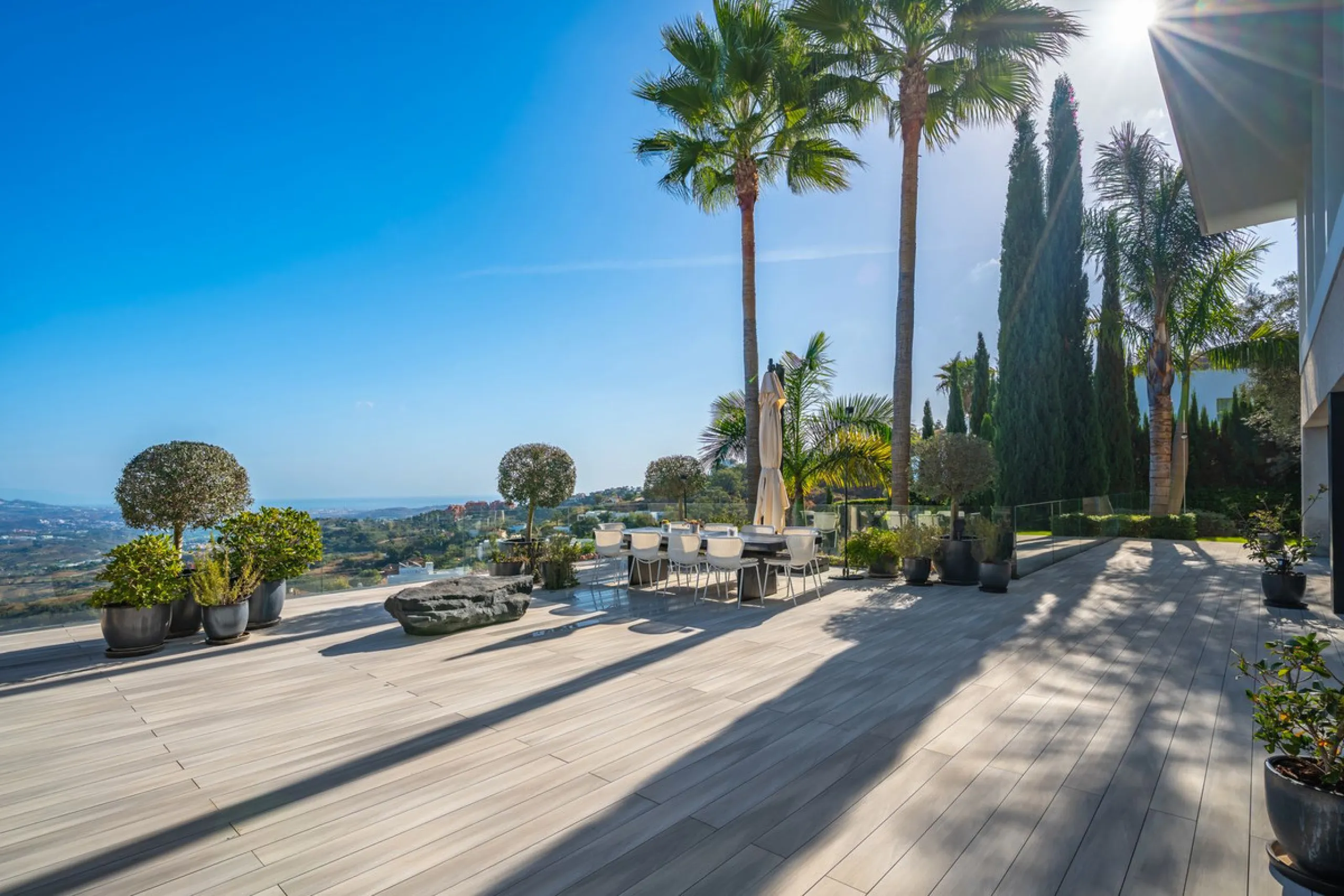 Unique villa set in breathtaking scenery.