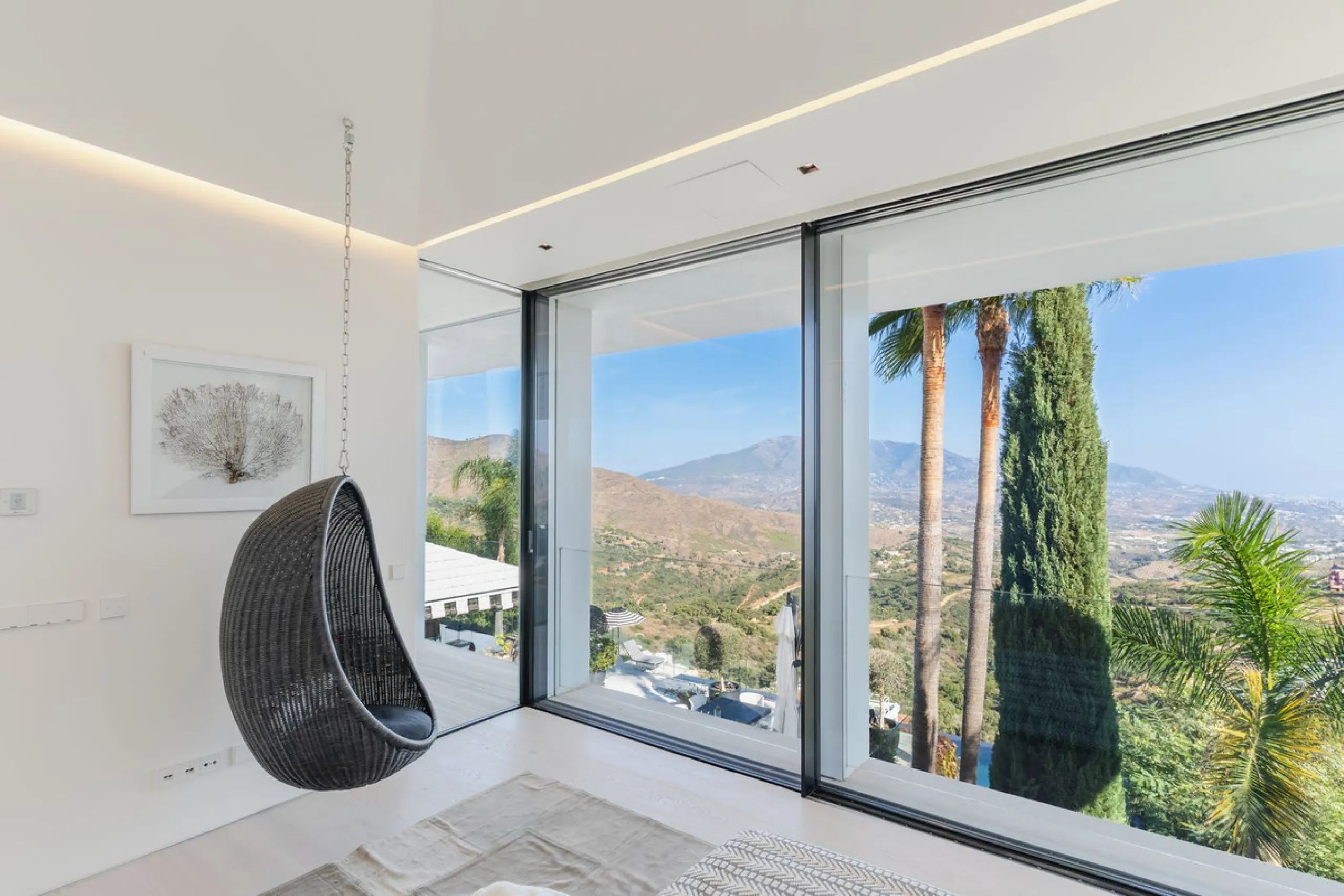 Unique villa set in breathtaking scenery.