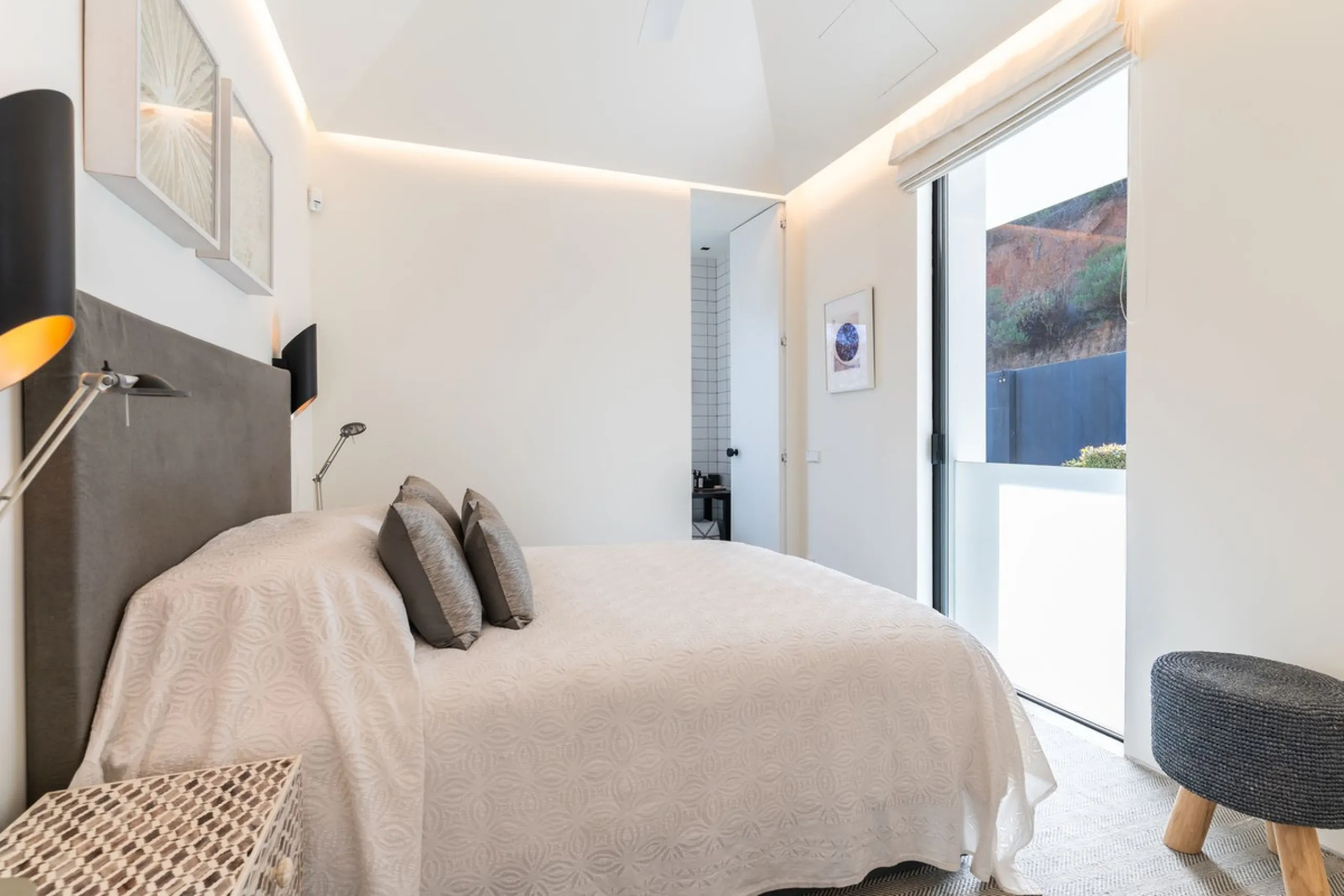 Unique villa set in breathtaking scenery.