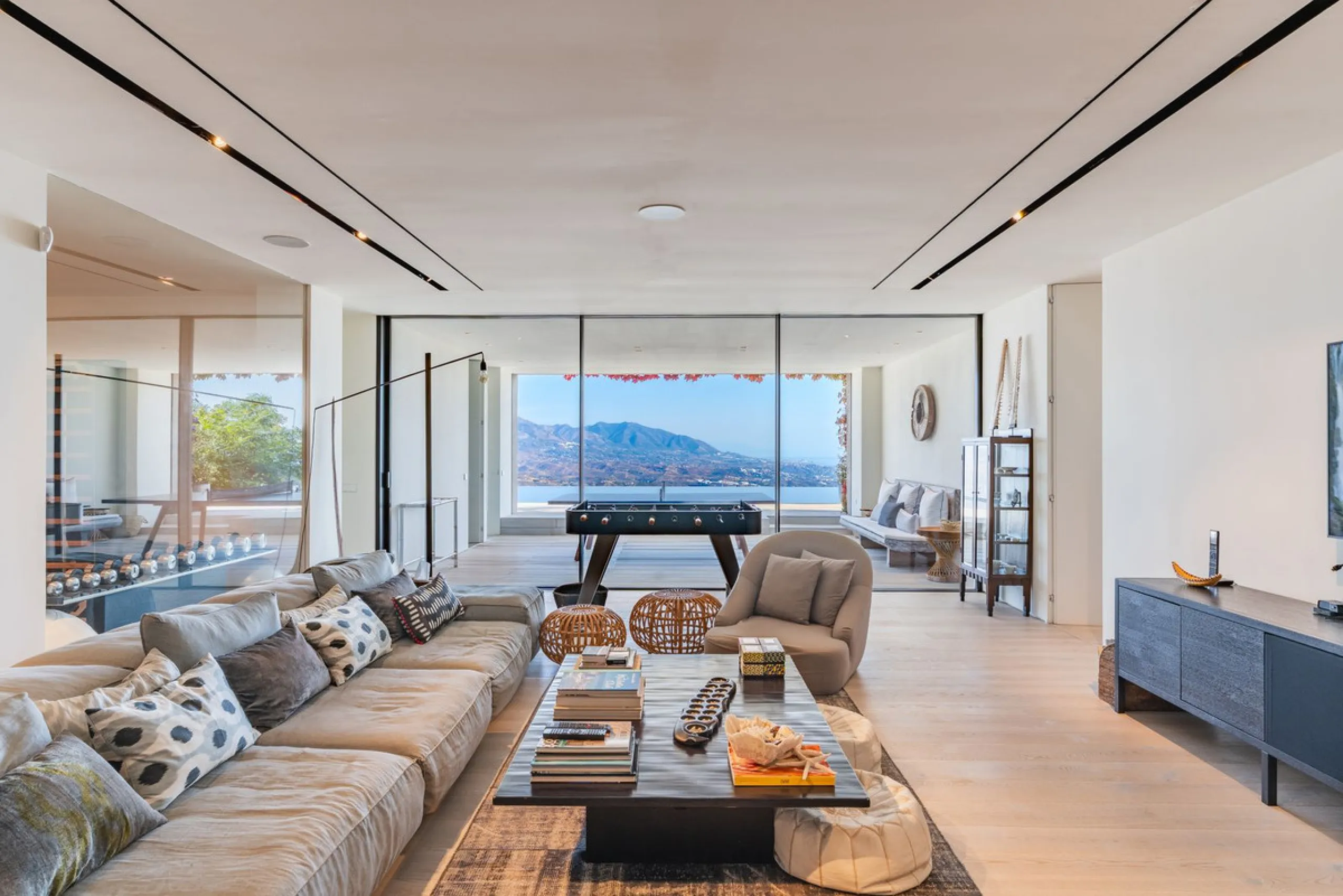Unique villa set in breathtaking scenery.