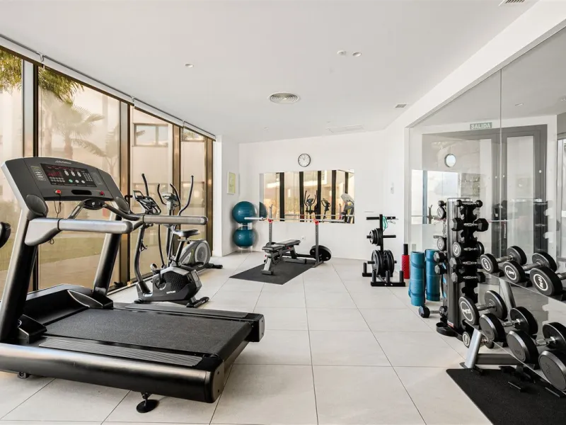 Stunning South Facing 2 Bedroom Apartment with Spacious Terrace and Panoramic Sea Views