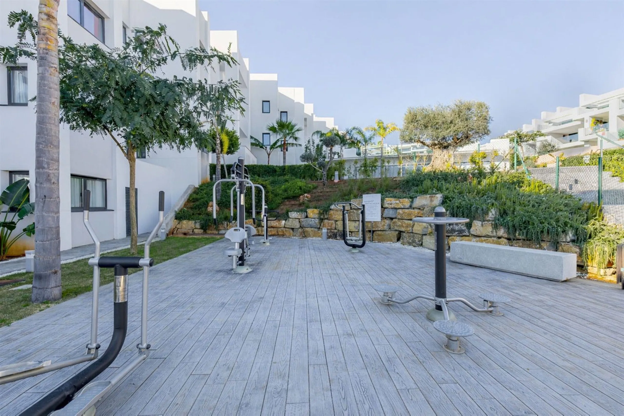 Stunning South Facing 2 Bedroom Apartment with Spacious Terrace and Panoramic Sea Views