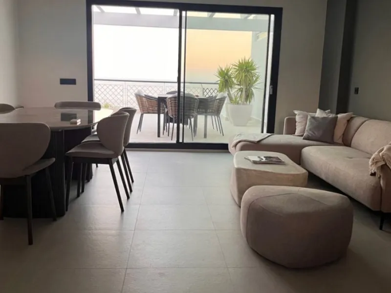 Penthouse for Sale in Sitio de Calahonda, Mijas